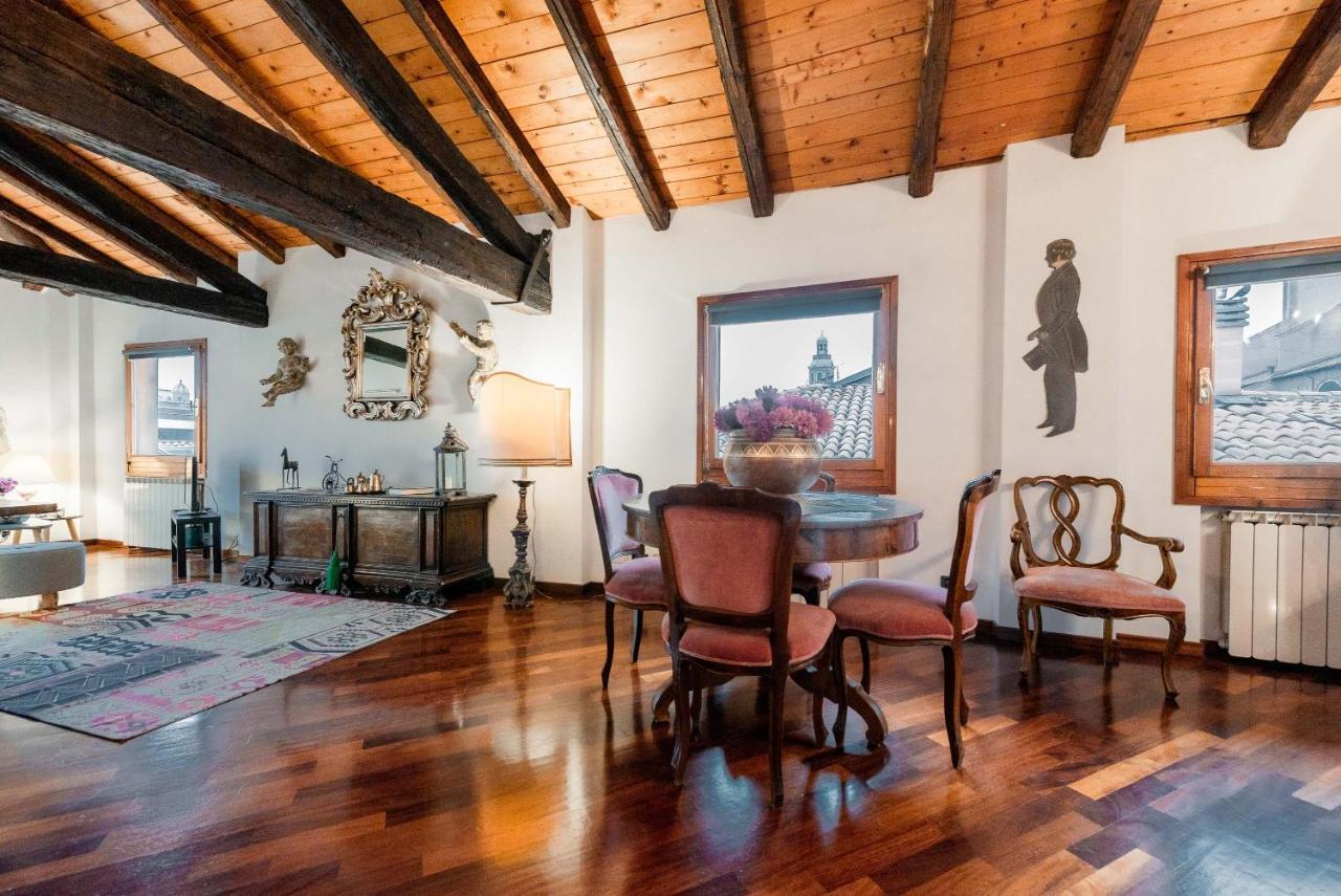 Realkasa Azeglio Apartments Bologna Esterno foto