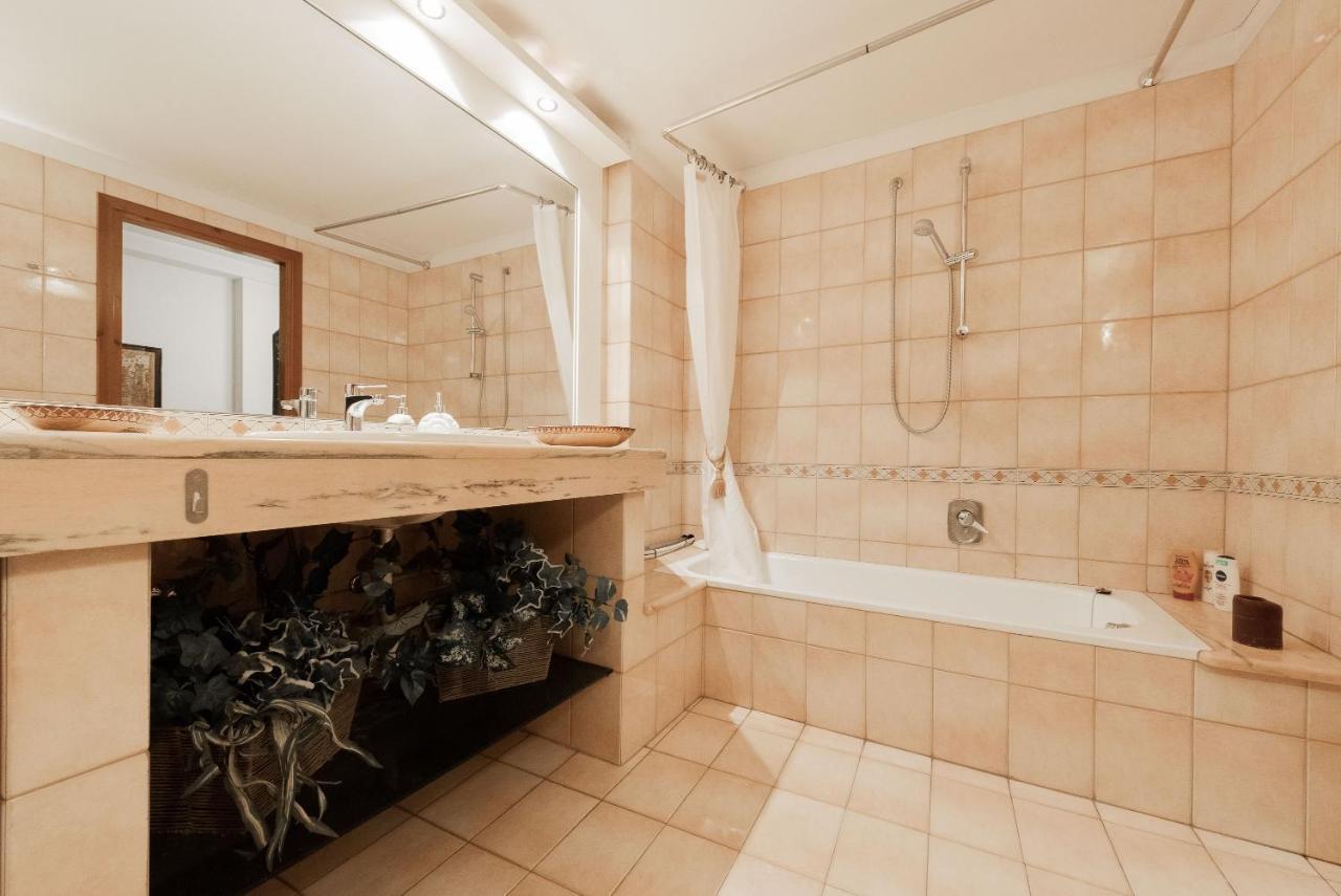 Realkasa Azeglio Apartments Bologna Esterno foto